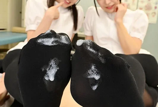 黒タイツ